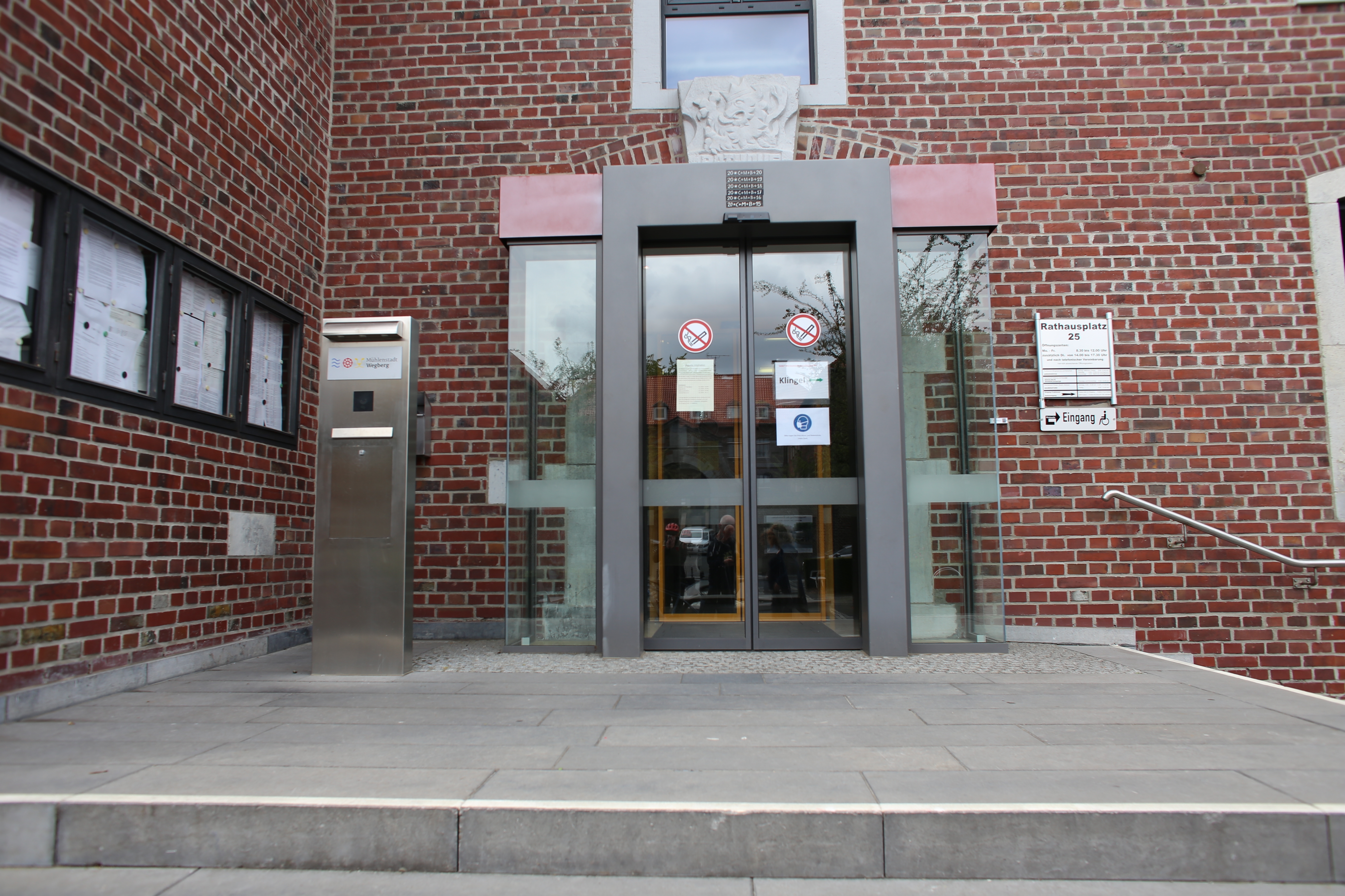 Eingangsbereich des Rathauses